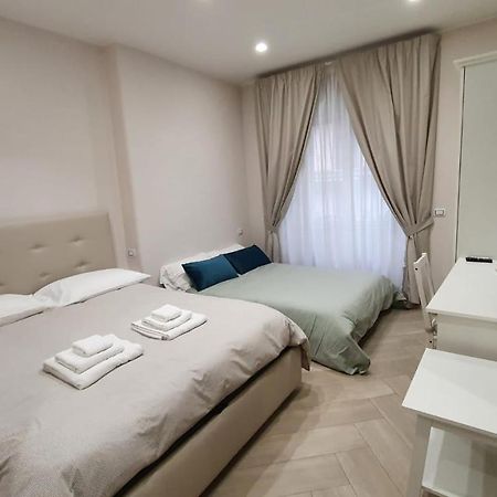 Dimora Costantino Bed & Breakfast Naples Exterior photo