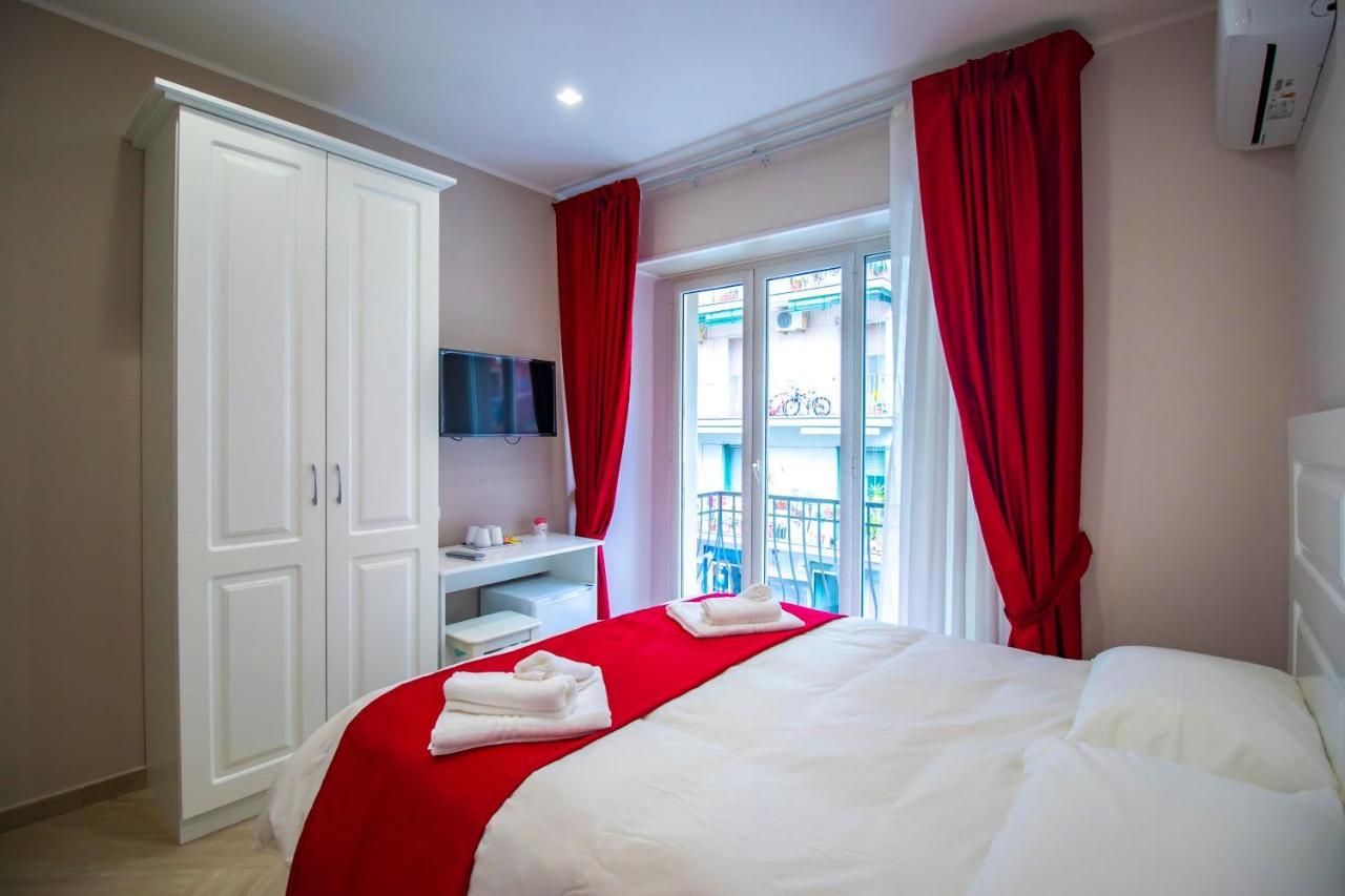 Dimora Costantino Bed & Breakfast Naples Exterior photo